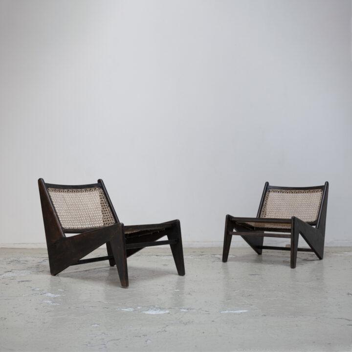 PIERRE JEANNERET – Black Kangaroo Chair