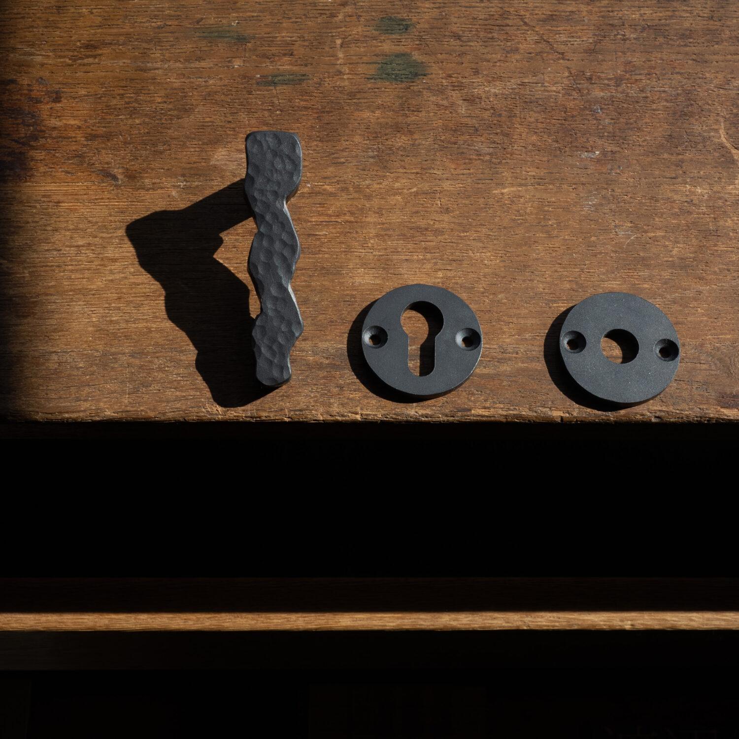 THOMAS SERRUYS – Door Handle