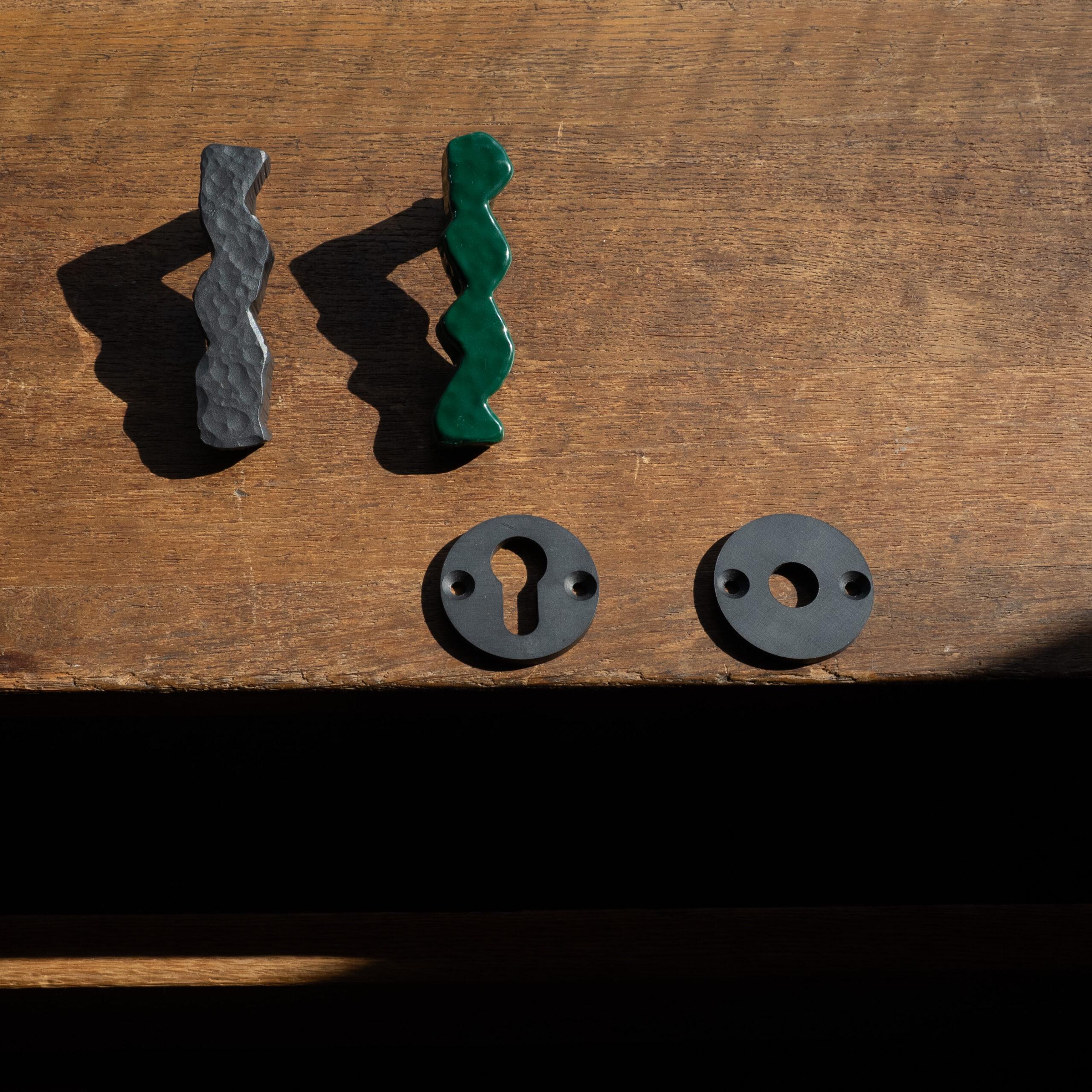 Thomas Serruys, door handle