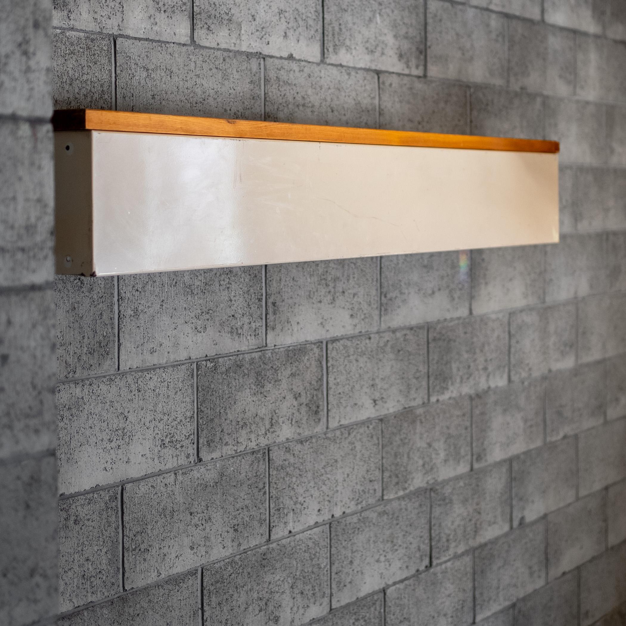Perriand, Wall shelf