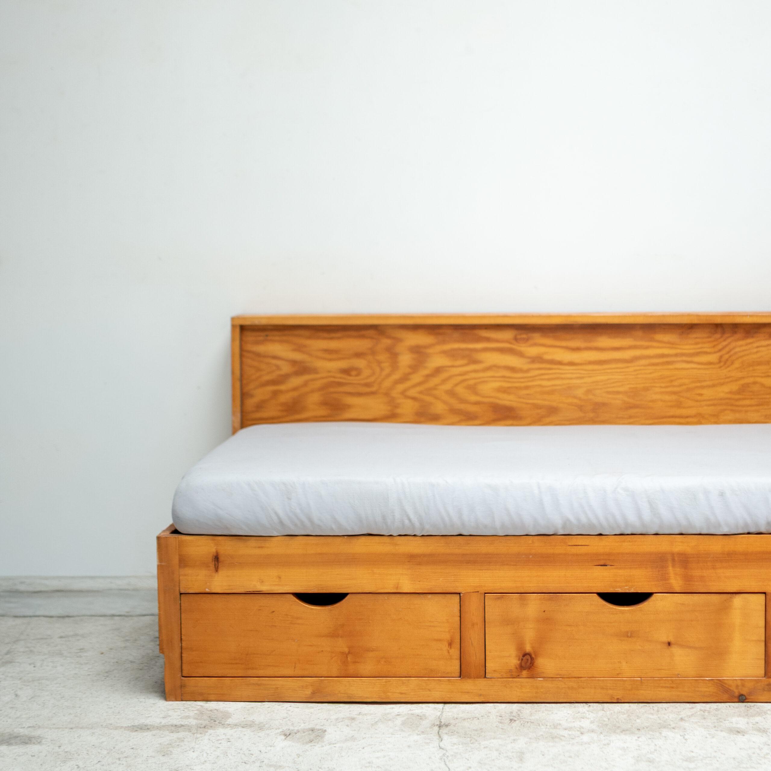 Perriand, bed unit