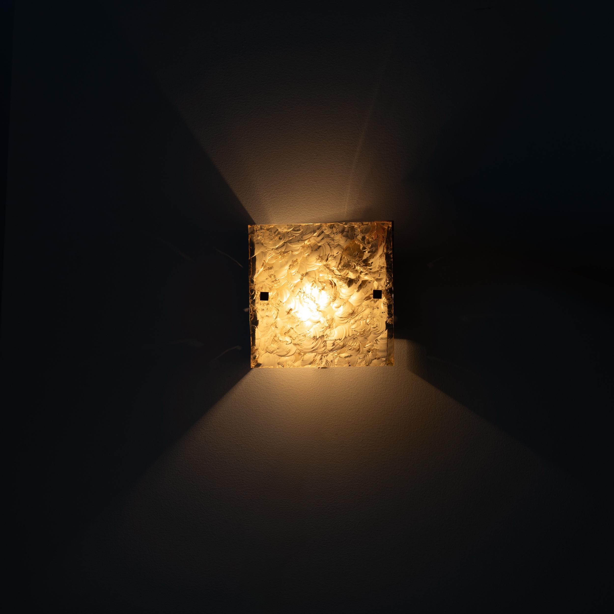 wall light