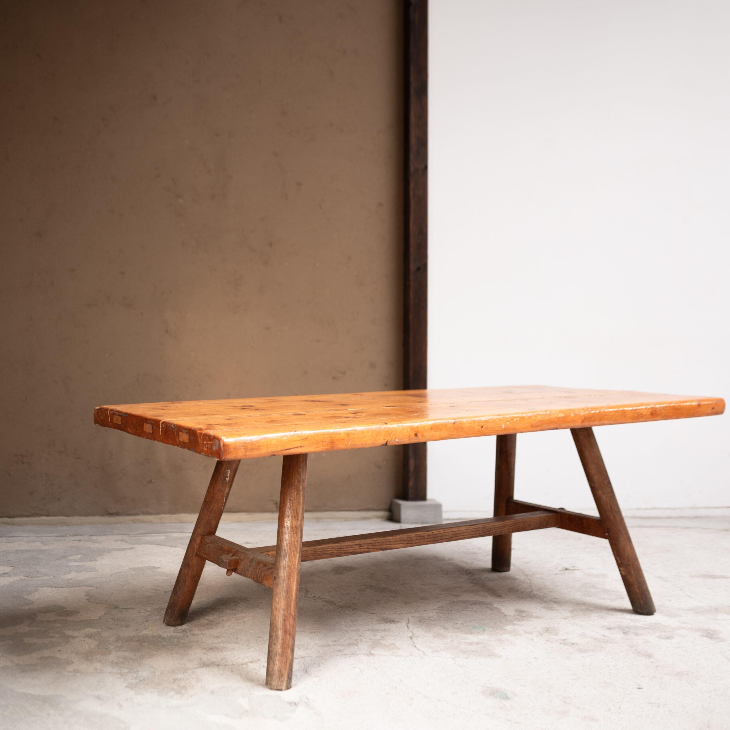 Christian Durupt, dining table