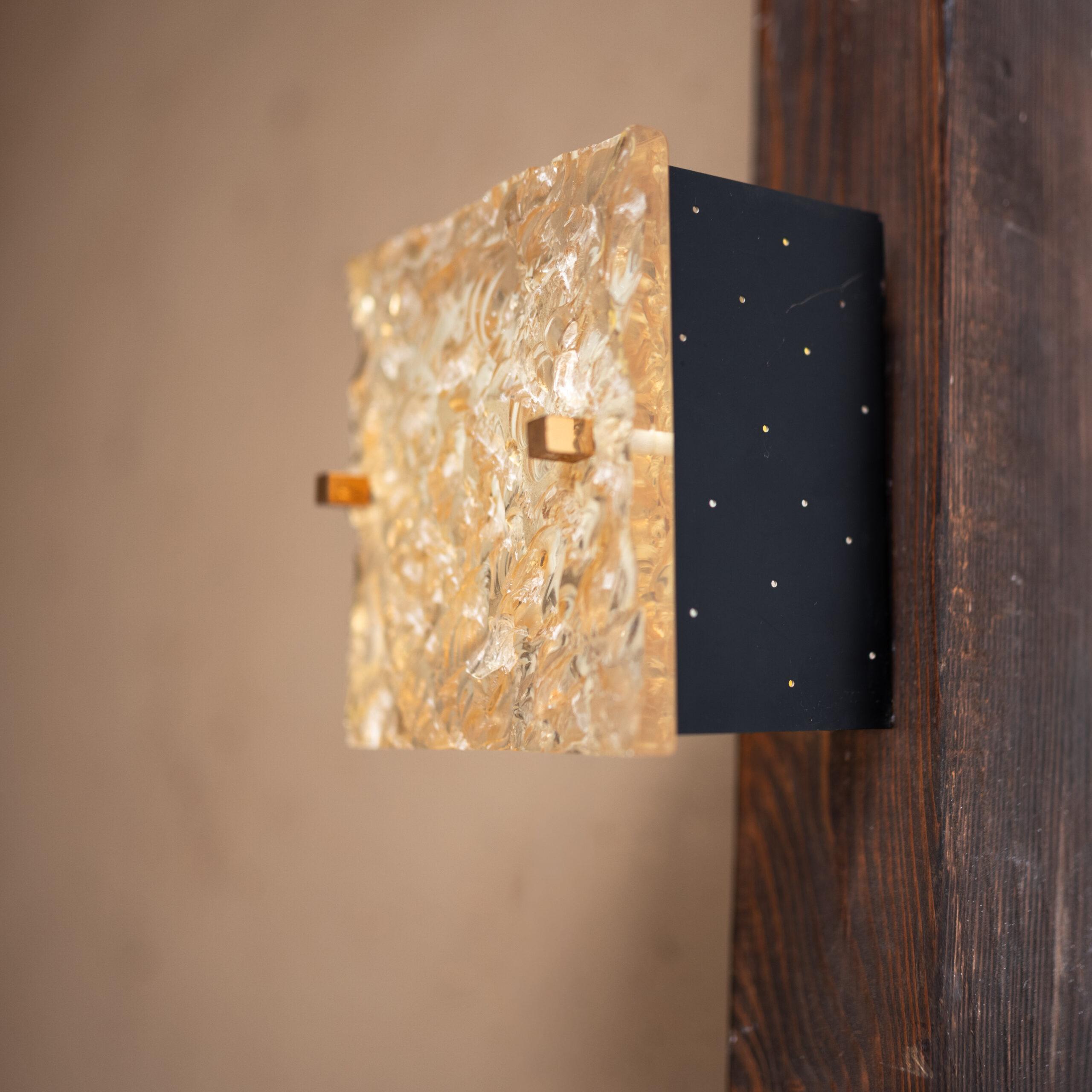 wall light