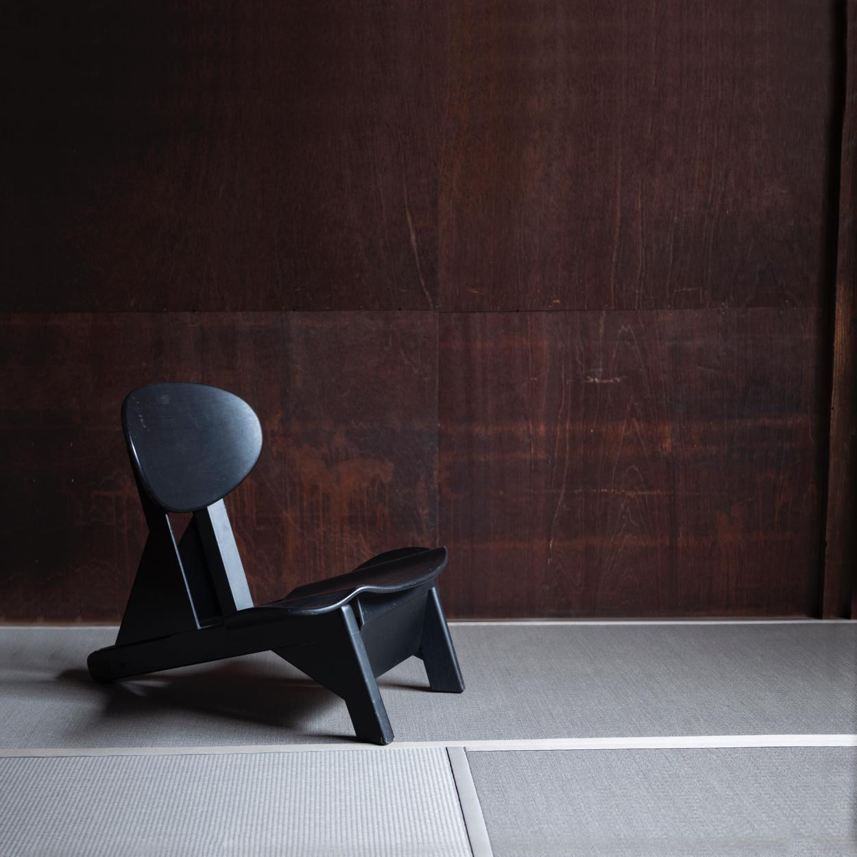 Alain Gaubert
ミニマル
彫刻
椅子