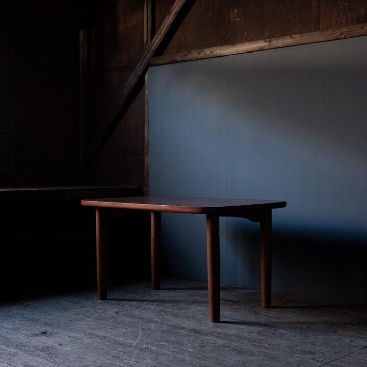 SORI YANAGI – Model “T-2671” Dining Table