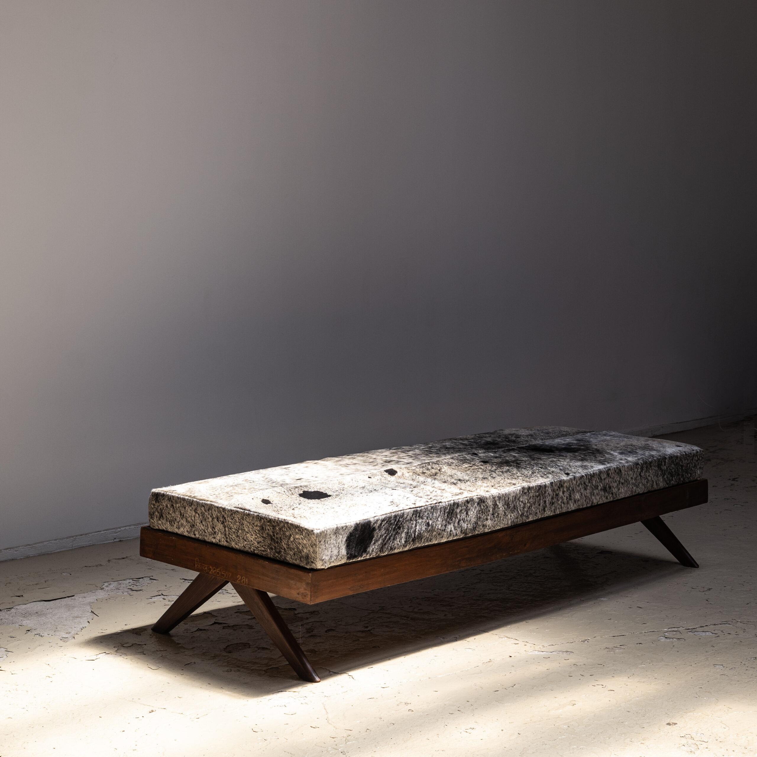 Pierre Jeanneret
Daybed,ピエールジャンヌレ