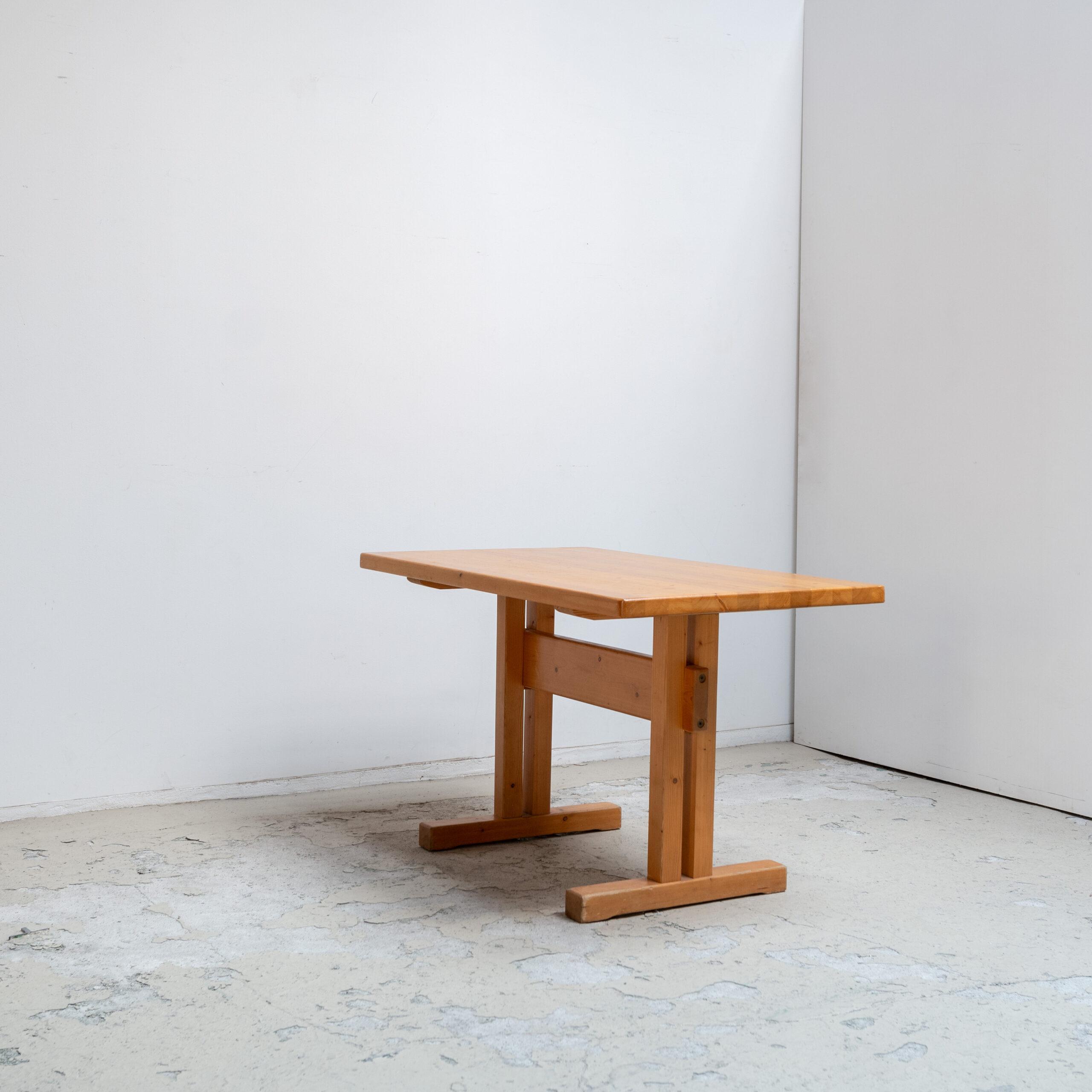 Charlotte Perriand,ペリアン,テーブル, table