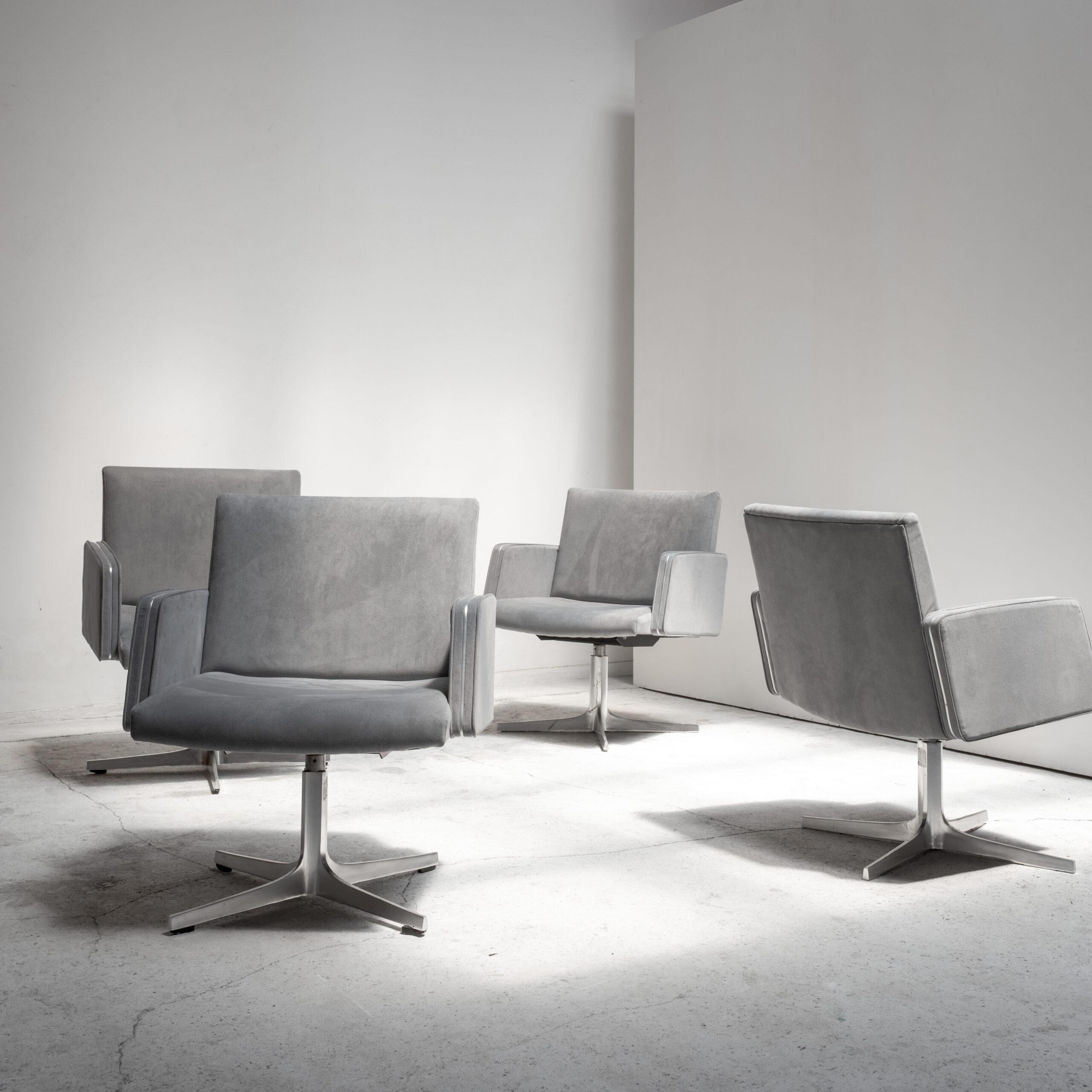 Sakakura Associates、 chair