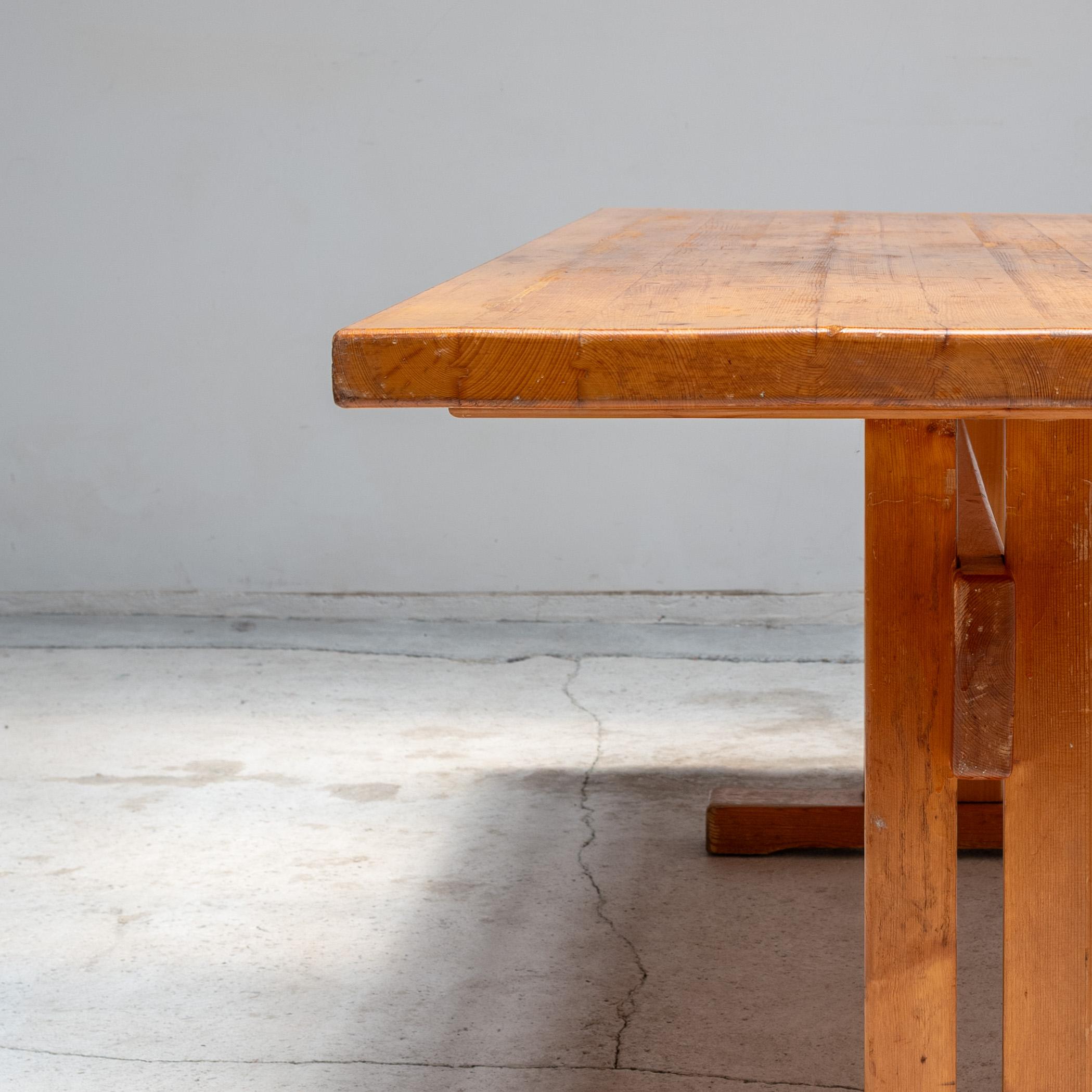 Charlotte Perriand, table