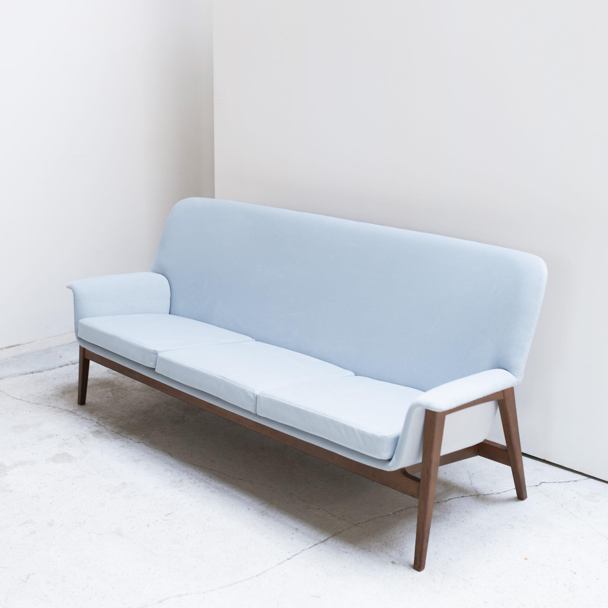 Isamu Kenmochi, sofa