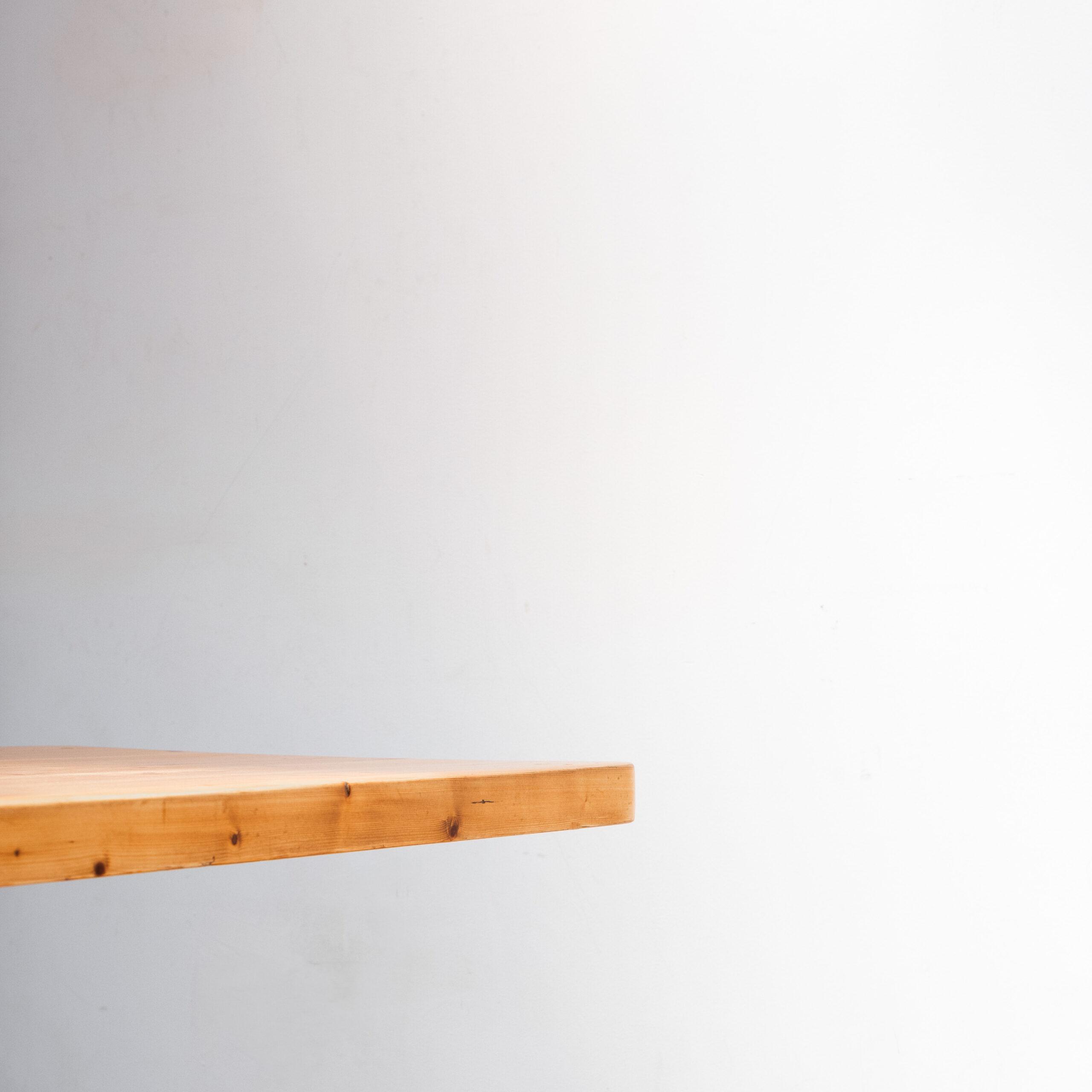 Perriand, dining table