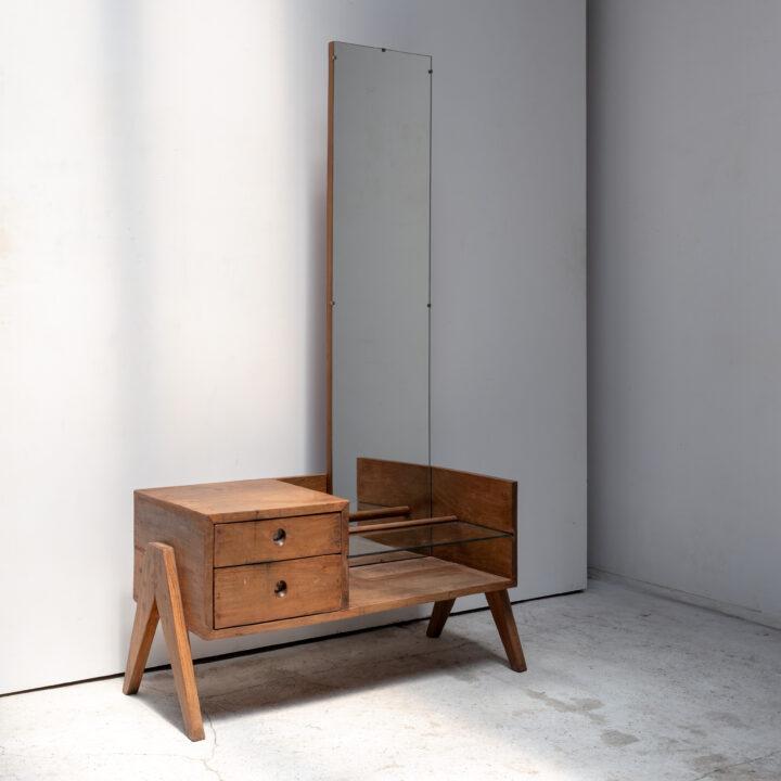 PIERRE JEANNERET – Dressing table