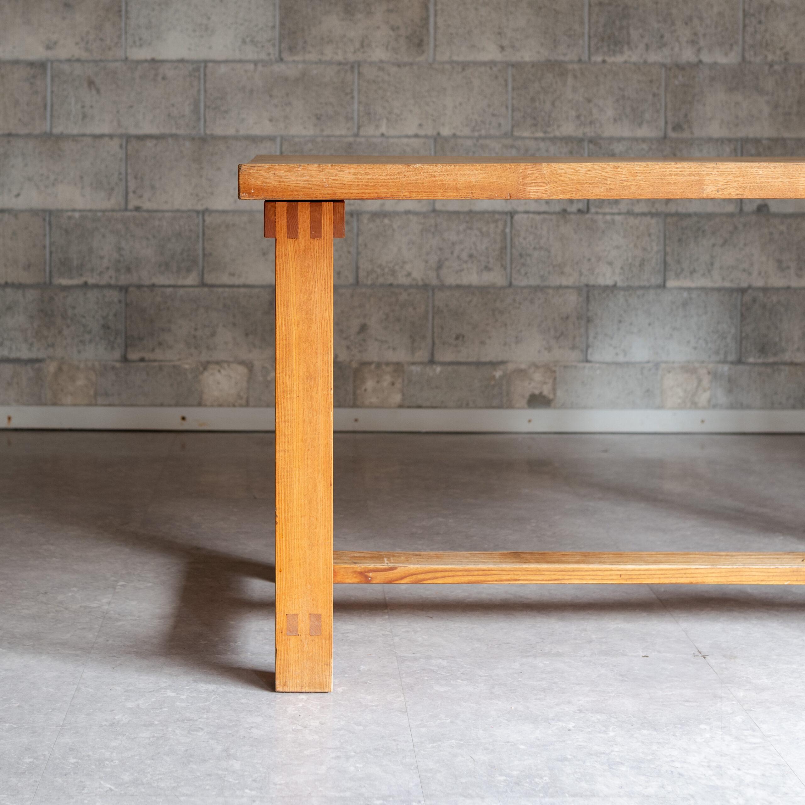 Pierre Chapo, table
