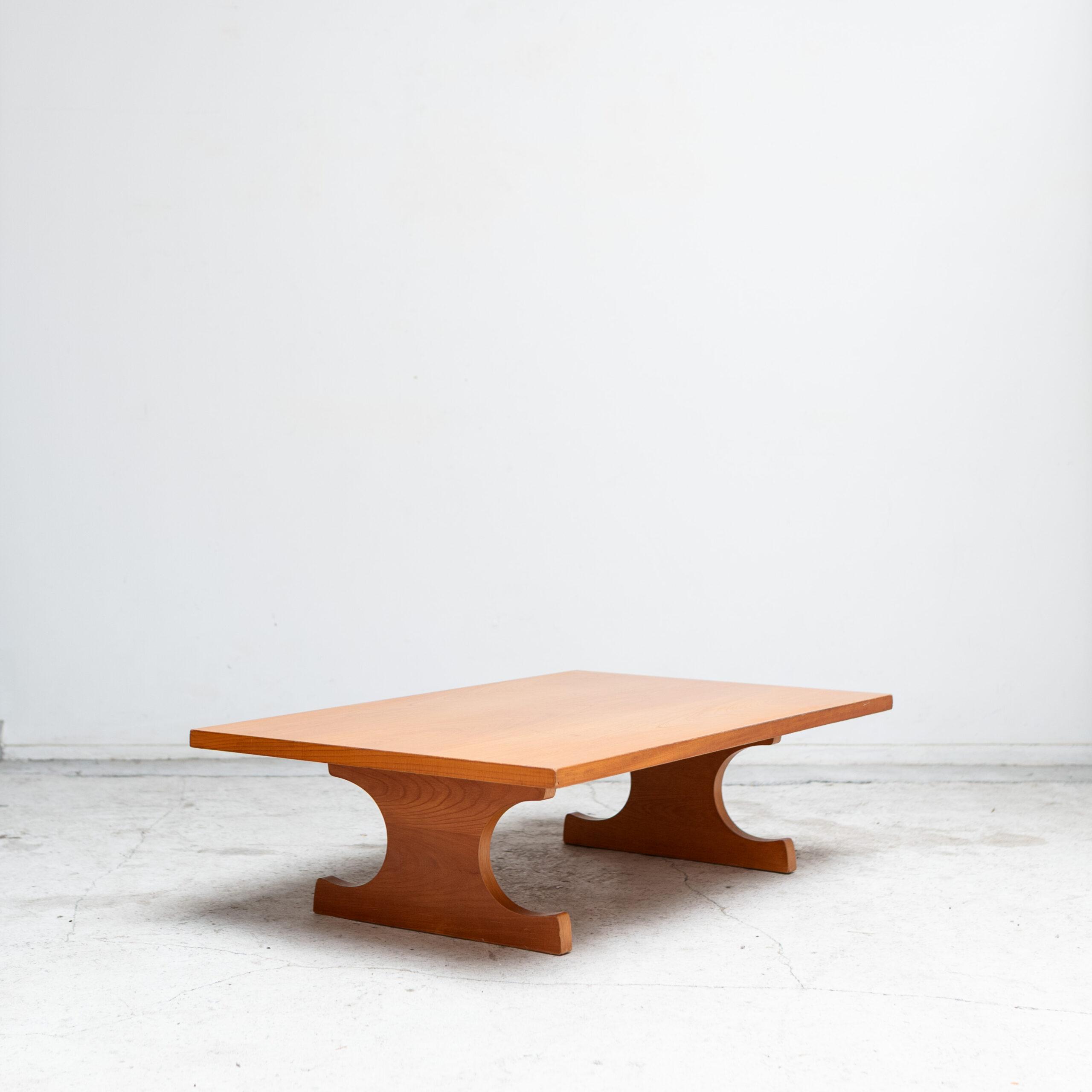 Kenmochi, table