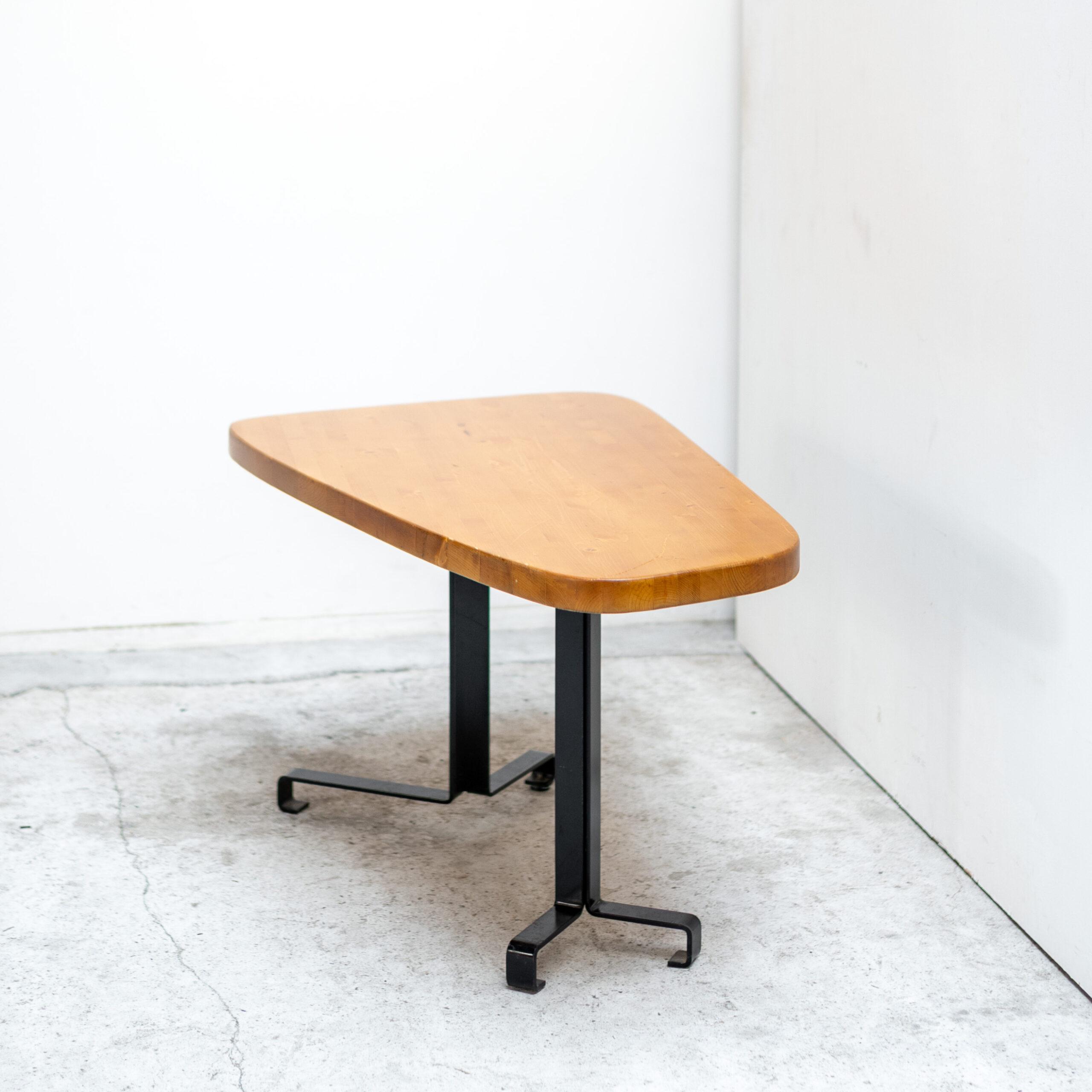 Perriand, dining table