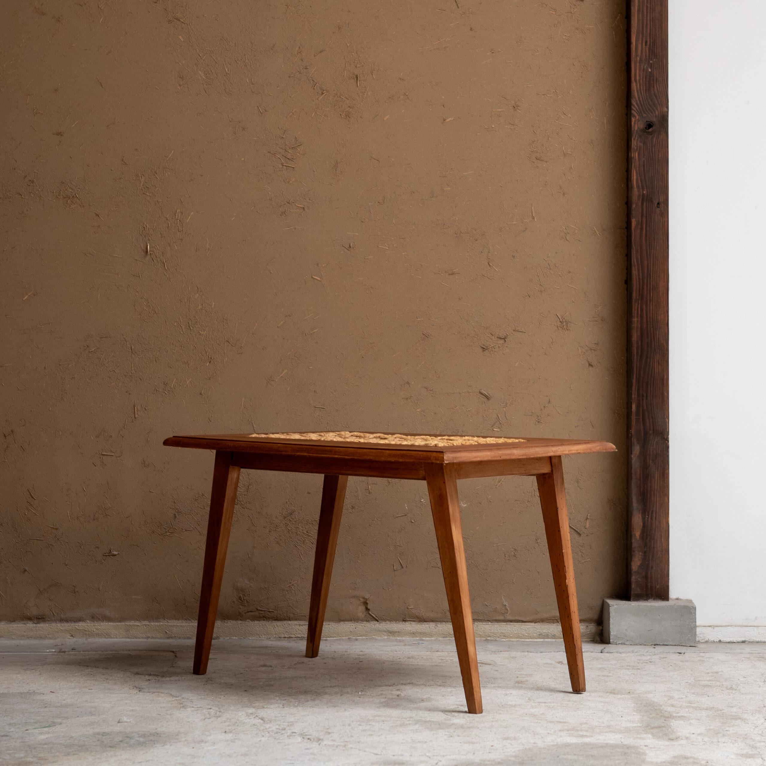 Audoux - Minet, table