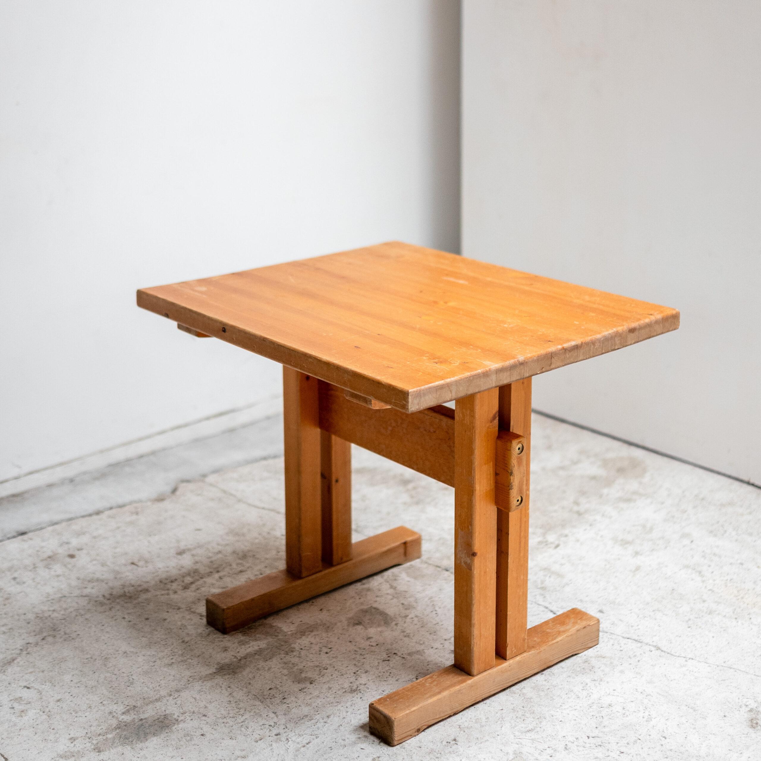 Perriand, small table