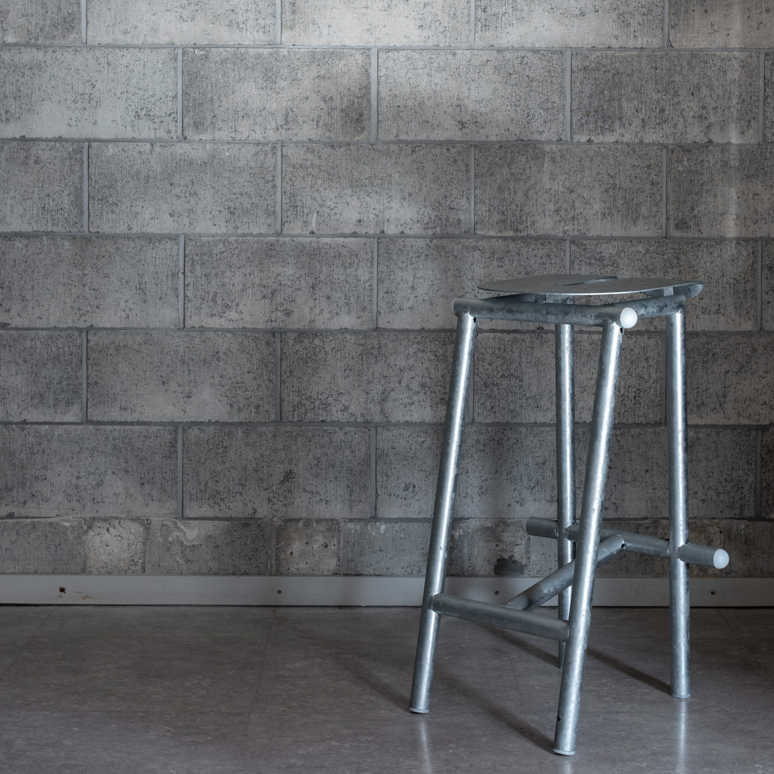 Thomas Serruys, high stool