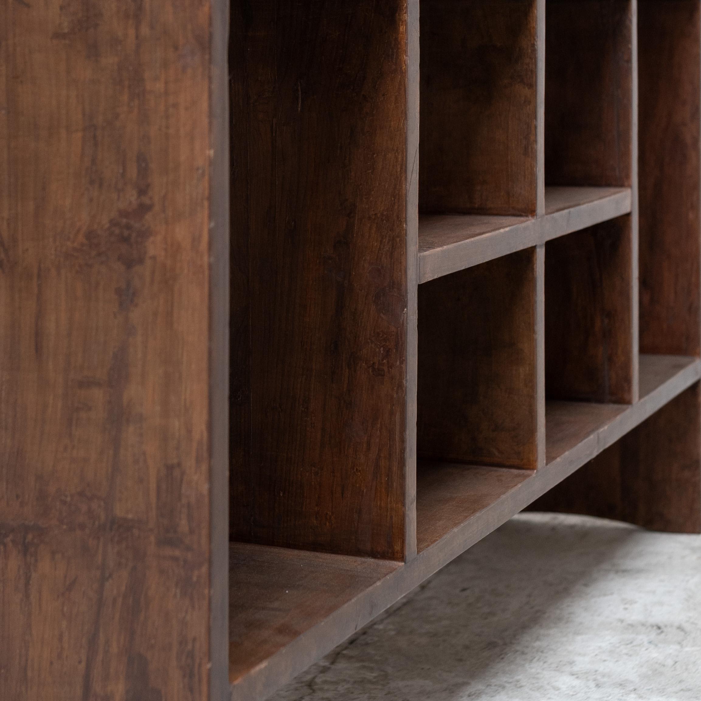 Pierre Jeanneret, 6 rack